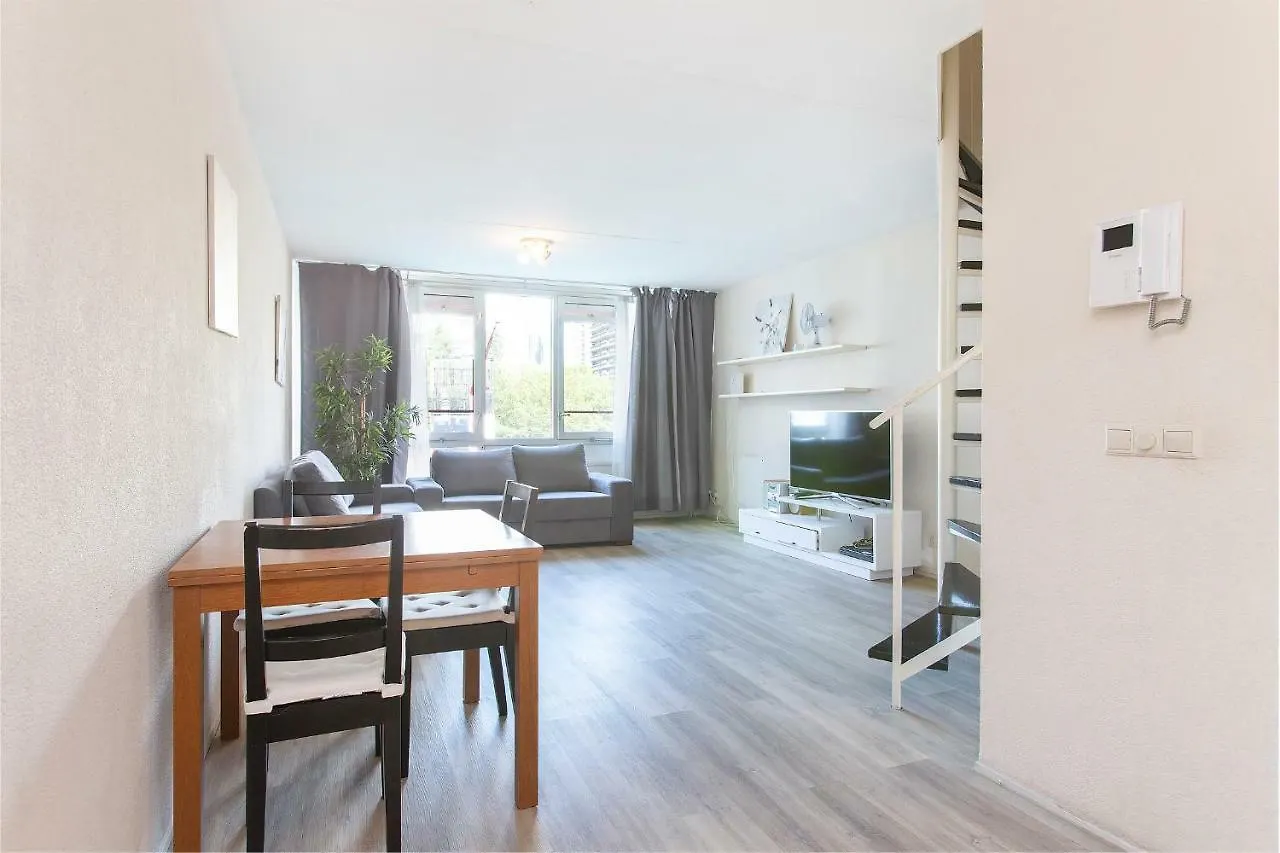 Mycitylofts - 2 Bedrooms Centre Apartment Róterdam